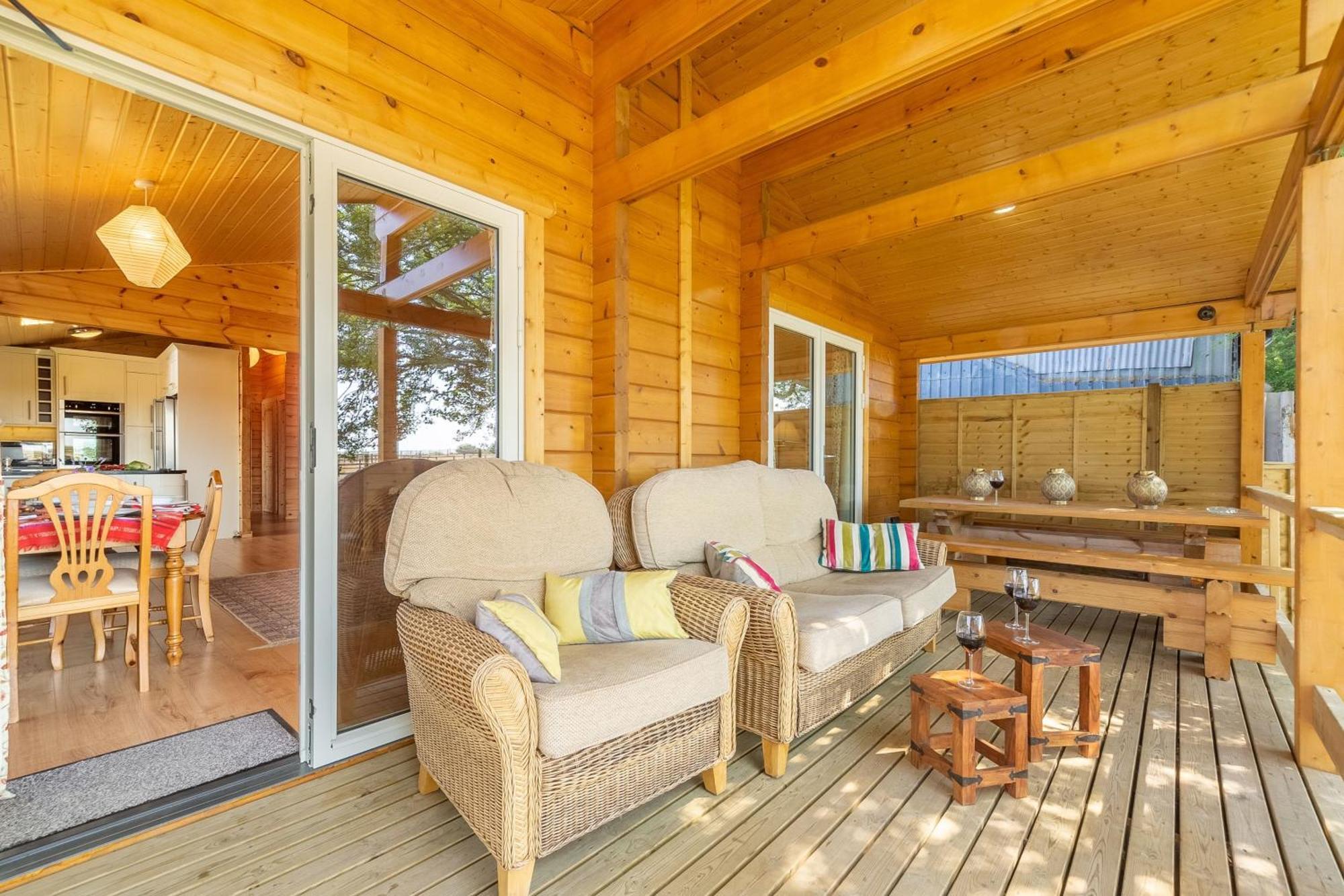 The Lodge ستوماركت المظهر الخارجي الصورة